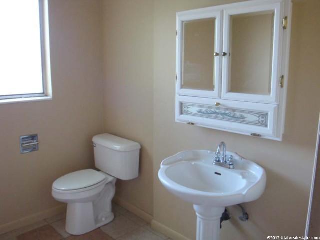 831 N 250 W, Sunset, UT 84015 — photo 7