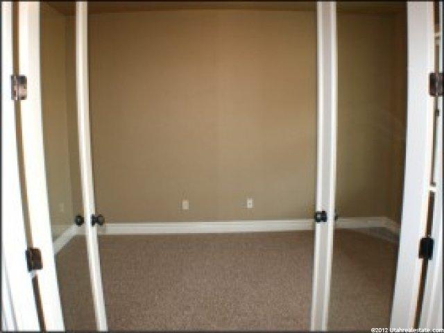 1328 E Shays Grove Ln, Murray, UT 84121 — photo 4