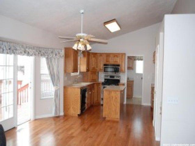 3092 W 1800 N, Clinton, UT 84015 — photo 7