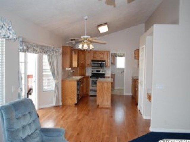 3092 W 1800 N, Clinton, UT 84015 — photo 8