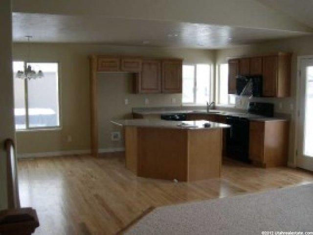 2567 N 2575 W, Farr West, UT 84404 — photo 2