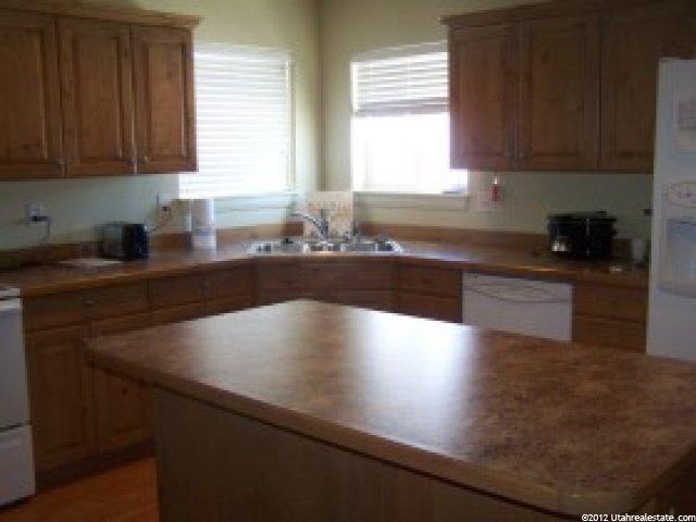 93 E 600 N, Roosevelt, UT 84066 — photo 9