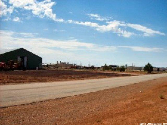 1295 N State St, Hildale, UT 84784 — photo 3