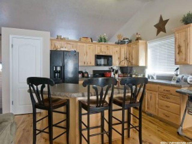 2863 W 2175 N, Clinton, UT 84015 — photo 2