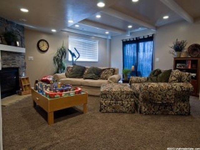 2863 W 2175 N, Clinton, UT 84015 — photo 9