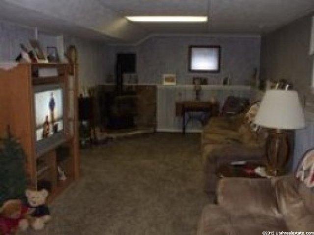 1562 W 1740 N, Clinton, UT 84015 — photo 3
