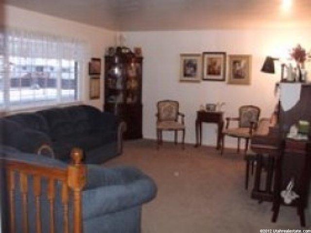 1562 W 1740 N, Clinton, UT 84015 — photo 4