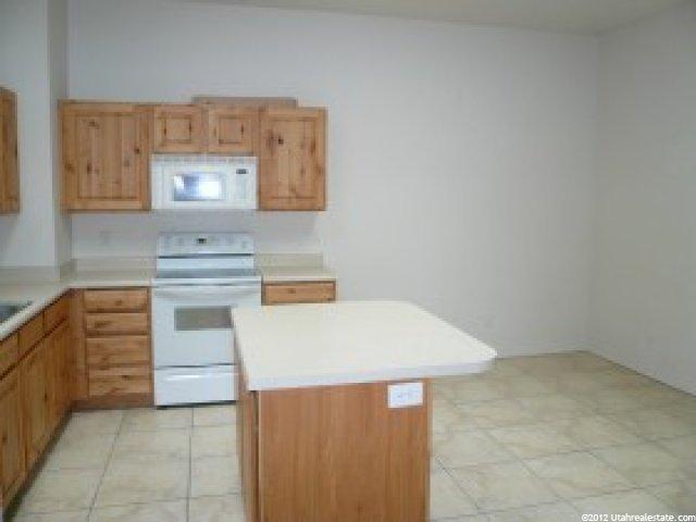 44 W 200 N, Bountiful, UT 84010 — photo 2