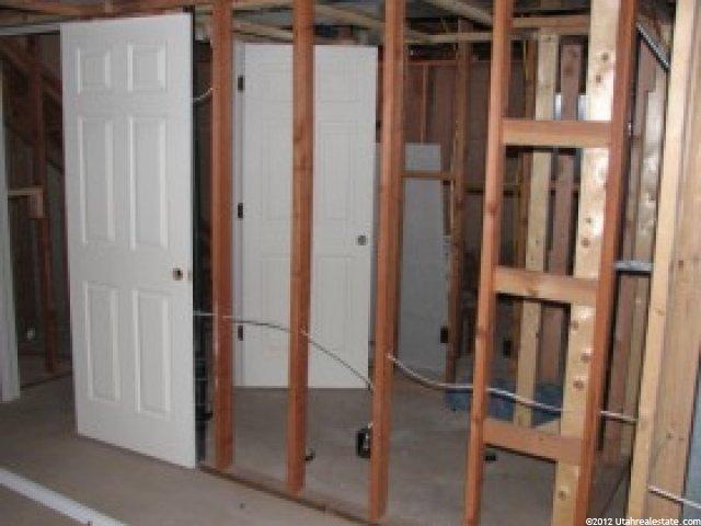 862 E 575 N, Layton, UT 84041 — photo 11