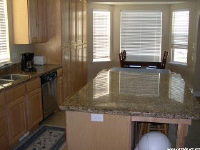 190 E 2300 S, Kaysville, UT 84037 — photo 3