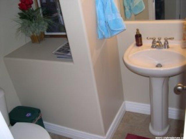 190 E 2300 S, Kaysville, UT 84037 — photo 8