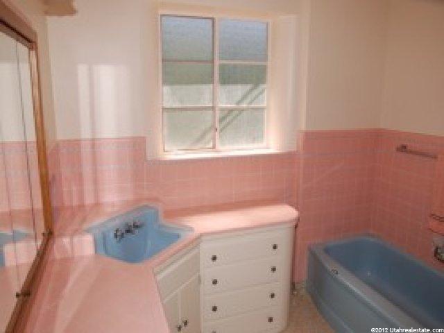 142 E State St, Farmington, UT 84025 — photo 8