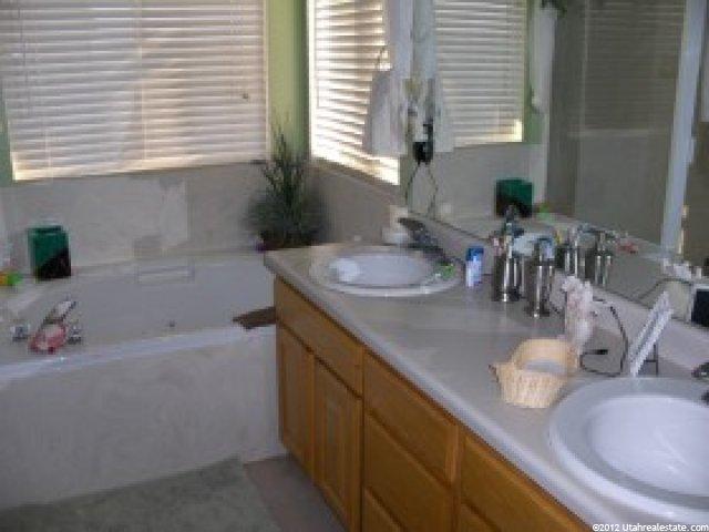 124 E 2400 S, Clearfield, UT 84015 — photo 8