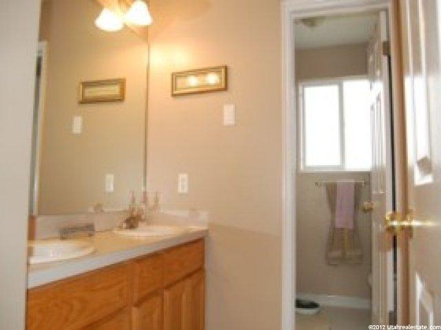 1886 N 810 W, Clinton, UT 84015 — photo 3