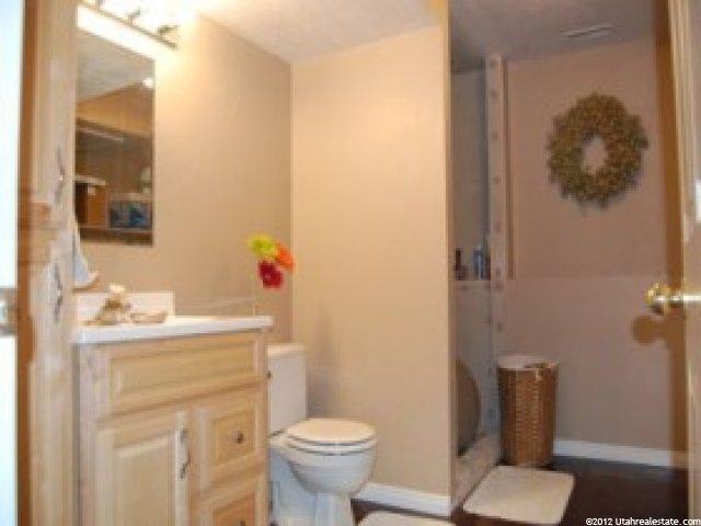 1886 N 810 W, Clinton, UT 84015 — photo 9