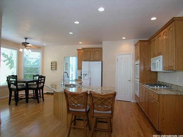 9166 Falcon Way, Sandy, UT 84093 — photo 4