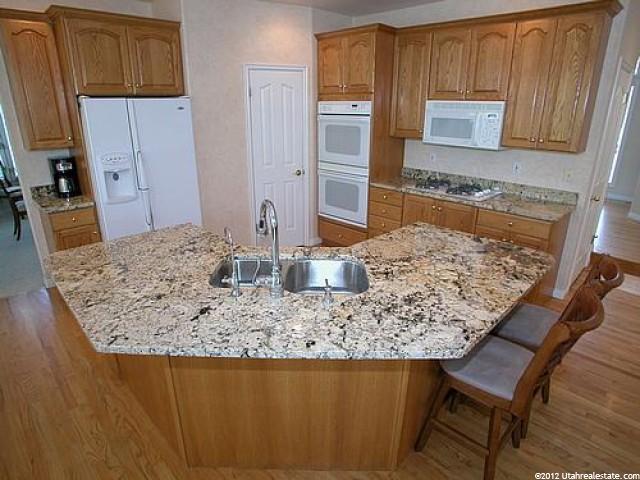 9166 Falcon Way, Sandy, UT 84093 — photo 5