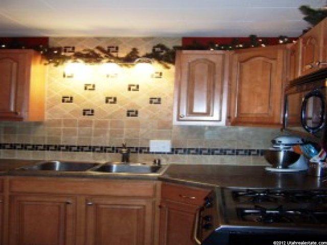 94 W 2000 N, Sunset, UT 84015 — photo 6