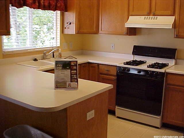 4544 S Glasmann Way E, Ogden, UT 84403 — photo 2
