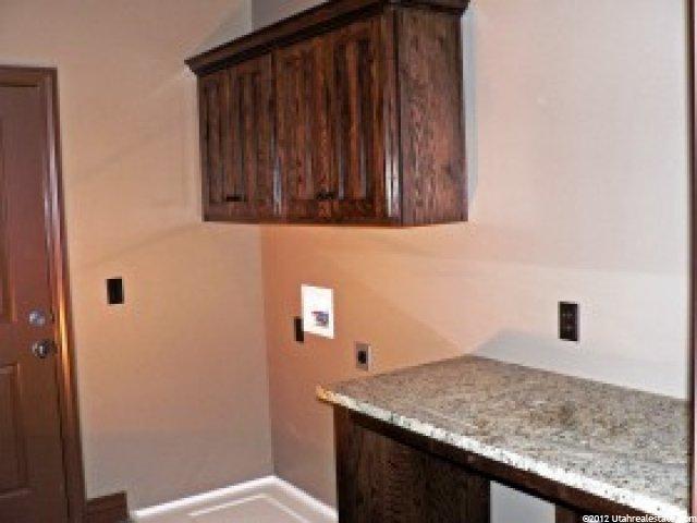 171 N 3375 W, Layton, UT 84041 — photo 8