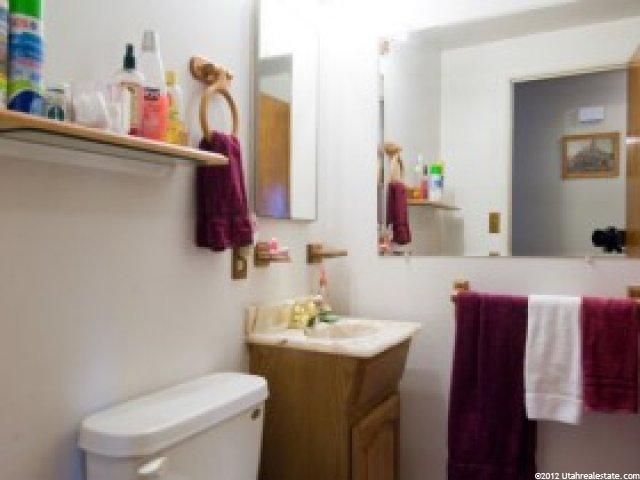 286 W 1300 N, Bountiful, UT 84010 — photo 9