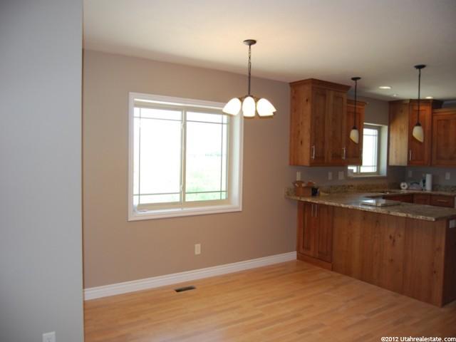 865 E 550 N, Wellsville, UT 84339 — photo 4