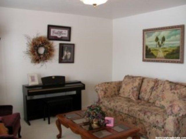 1552 N 250 E, Layton, UT 84041 — photo 4