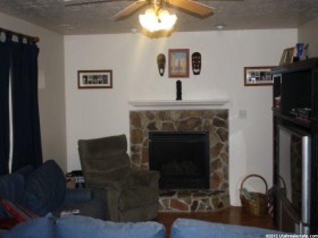1039 N 2675 W, Layton, UT 84041 — photo 3