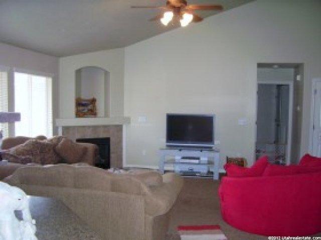 2004 N 2750 W, Clinton, UT 84015 — photo 4