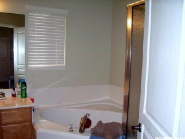 2004 N 2750 W, Clinton, UT 84015 — photo 6