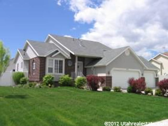 5085 W Mountain Hill Dr, West Jordan, UT 84081