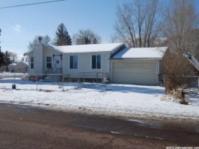 405 N 400 E, Roosevelt, UT 84066 — photo 2