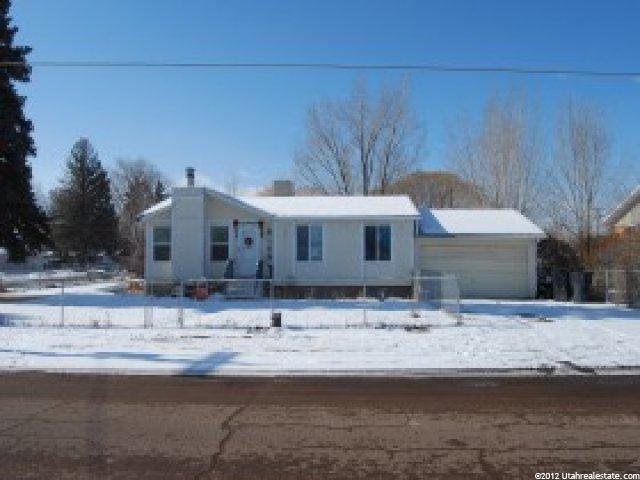 405 N 400 E, Roosevelt, UT 84066 — photo 3