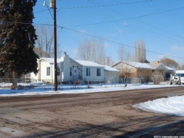 405 N 400 E, Roosevelt, UT 84066 — photo 6