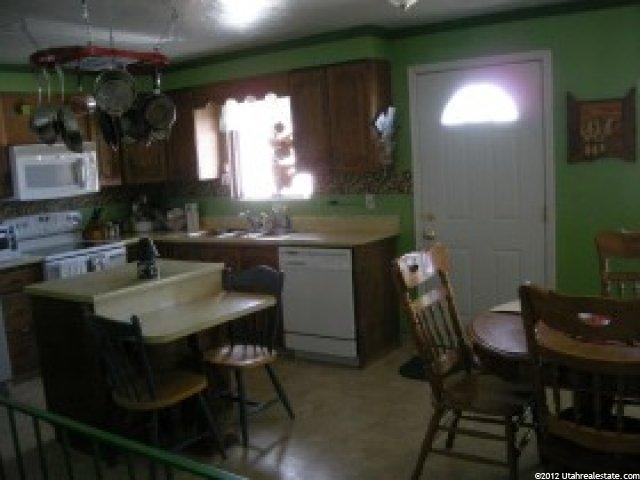 73 S 300 E, Moroni, UT 84646 — photo 7