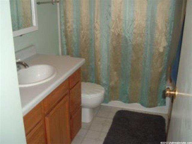 1042 W 2525 N, Layton, UT 84041 — photo 5