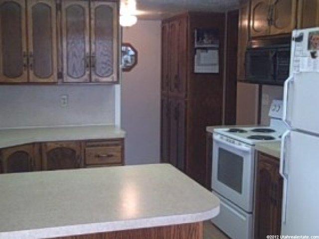 121 W 100 S, Millville, UT 84326 — photo 4