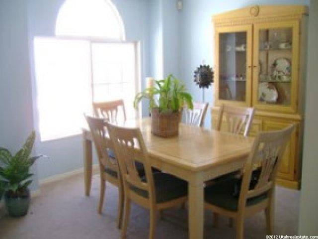 1671 E Dunsinane Cir, Ogden, UT 84401 — photo 2