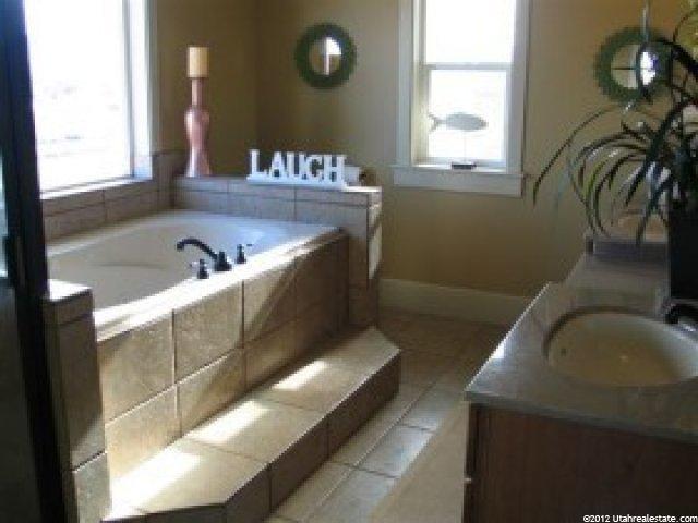 8267 S Paradise W. Dr., Paradise, UT 84328 — photo 9