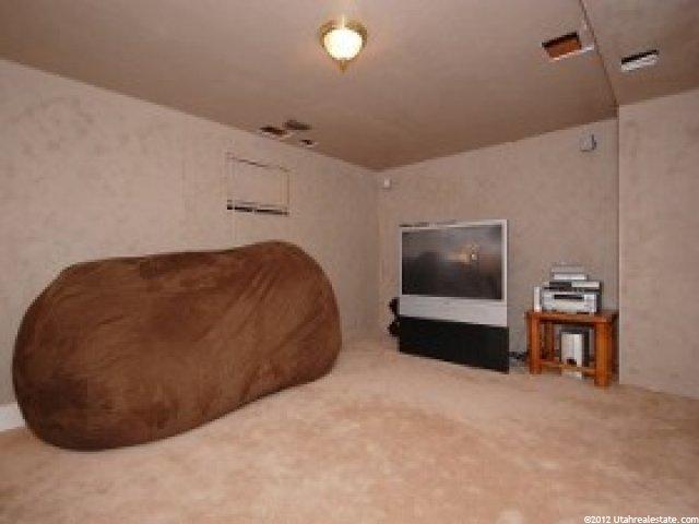 9326 Sneddon Dr, Sandy, UT 84070 — photo 3