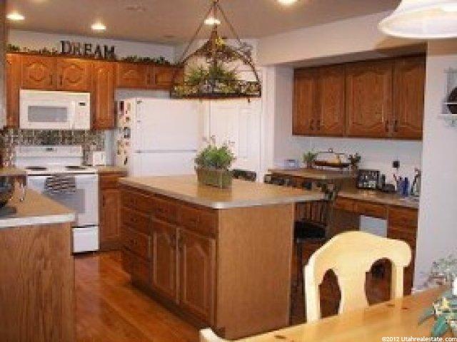 355 E 3625 N, North Ogden, UT 84414 — photo 3
