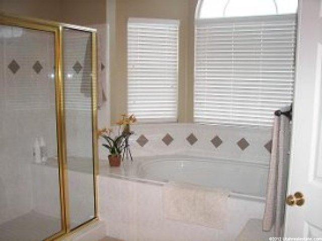 355 E 3625 N, North Ogden, UT 84414 — photo 7