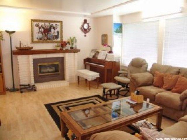 9899 Sandridge Dr, Sandy, UT 84092 — photo 2