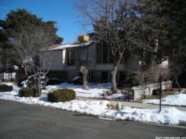 9995 S Falconview Dr E, Sandy, UT 84092 — photo 2