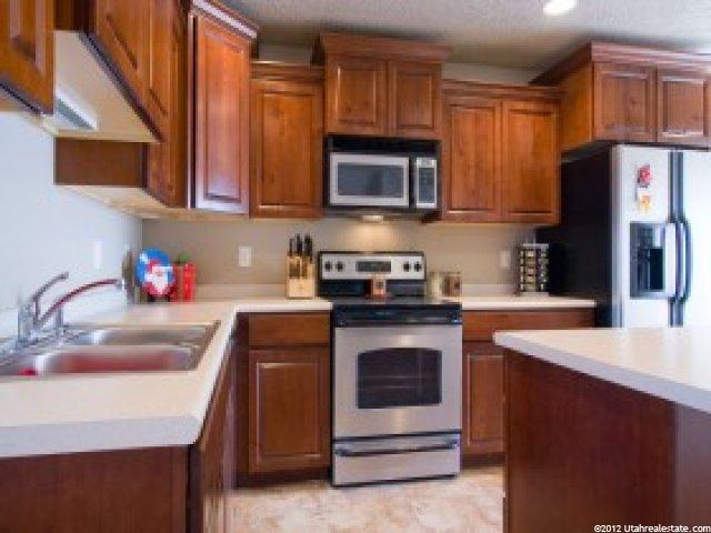 1702 N Pages Place Dr, Bountiful, UT 84010 — photo 4