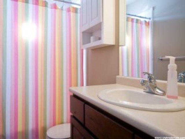 1702 N Pages Place Dr, Bountiful, UT 84010 — photo 9