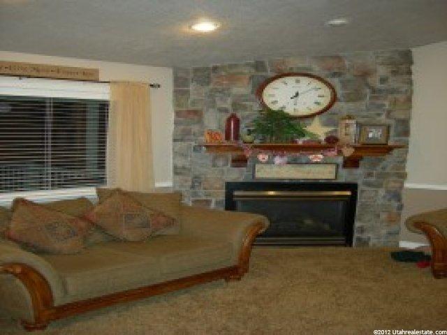 3699 N 2225 E, Layton, UT 84040 — photo 4