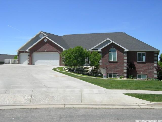 3699 N 2225 E, Layton, UT 84040 — photo 7