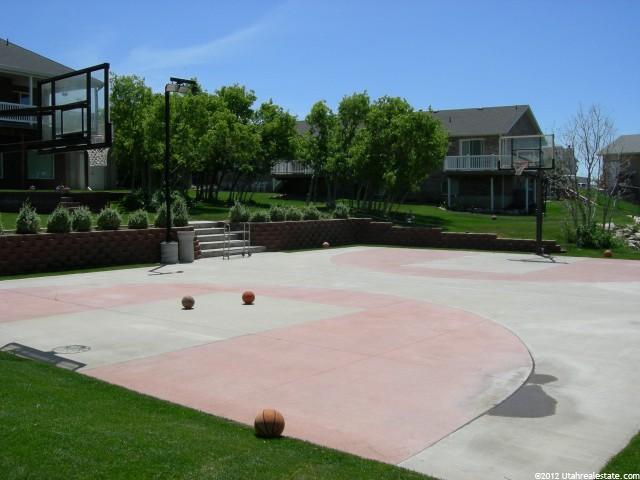 3699 N 2225 E, Layton, UT 84040 — photo 10