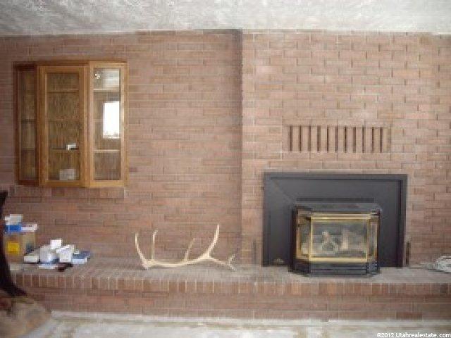 391 N Main St W, Mona, UT 84645 — photo 5